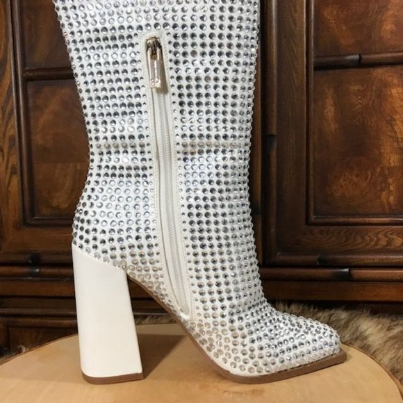 Jessica Simpson Lovelly Embellished Boot White - Picture 13 of 16